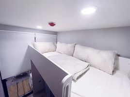 2 Schlafzimmer Appartement zu vermieten im Attitude Bearing, Samrong Nuea