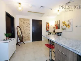 2 Bedroom Condo for sale at Dubai star, Lake Almas West