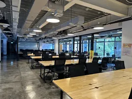 618.38 m² Office for rent in Makkasan, Ratchathewi, Makkasan