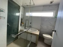 1 спален Квартира на продажу в Shore Residence, Ban Suan