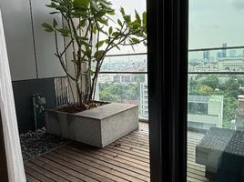 2 Bedroom Condo for rent at The Met, Thung Mahamek