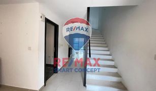 Al Reef Villas, अबू धाबी Contemporary Style में 2 बेडरूम विला बिक्री के लिए