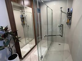 1 Bedroom Condo for rent at Noble Above Wireless Ruamrudee, Lumphini