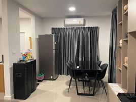 2 Schlafzimmer Villa zu vermieten im Eco Haus Wongwaen - Lamlukka, Bueng Kham Phroi, Lam Luk Ka, Pathum Thani