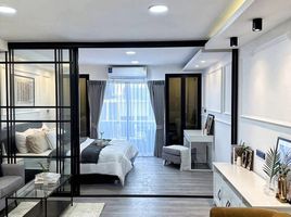 1 Bedroom Condo for sale at Bodin Suite Home, Phlapphla, Wang Thong Lang