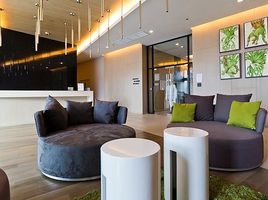 1 Schlafzimmer Appartement zu vermieten im Sky Walk Residences, Phra Khanong Nuea