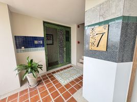 3 Schlafzimmer Wohnung zu vermieten im Raintree Village Apartment, Khlong Tan Nuea