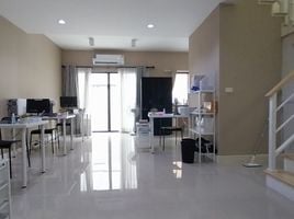 บ้านเดี่ยว 3 ห้องนอน ให้เช่า ในโครงการ เดอะ คอนเนค อ่อนนุช-วงแหวน, ดอกไม้