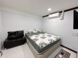 2 Schlafzimmer Wohnung zu vermieten im 15 Suite, Khlong Toei Nuea, Watthana