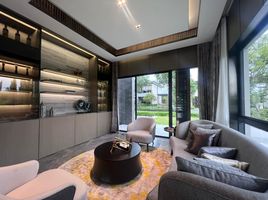 5 Schlafzimmer Villa zu verkaufen im Lake Legend Bangna - Suvarnabhumi, Racha Thewa