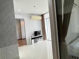 2 Bedroom Apartment for sale at Ideo Verve Ratchaprarop, Makkasan