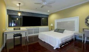 2 chambres Condominium a vendre à Khlong Toei, Bangkok Lake Green Condominium