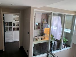 3 Schlafzimmer Wohnung zu verkaufen im Maestro 01 Sathorn-Yenakat, Thung Mahamek, Sathon