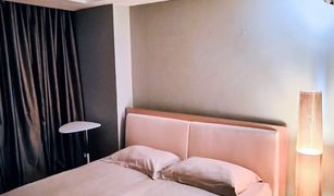 2 Bedrooms Condo for sale in Din Daeng, Bangkok The Kris Ratchada 17
