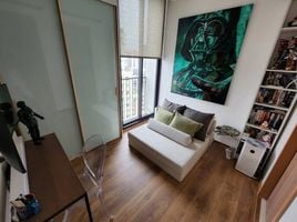3 спален Кондо в аренду в Noble BE33, Khlong Tan Nuea