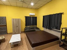  Магазин for rent in BTS Station, Самутпракан, Racha Thewa, Bang Phli, Самутпракан