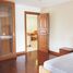 1 Schlafzimmer Wohnung zu vermieten im Nagara Mansion, Lumphini, Pathum Wan