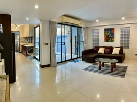 5 Bedroom Villa for rent in Bangkok, Phra Khanong Nuea, Watthana, Bangkok