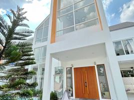 5 Schlafzimmer Haus zu verkaufen in Mueang Nonthaburi, Nonthaburi, Bang Krang, Mueang Nonthaburi