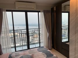 1 Bedroom Condo for rent at Lumpini Place Narathiwas-Chaopraya, Chong Nonsi