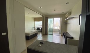 1 Bedroom Condo for sale in Khlong Ton Sai, Bangkok The Light House