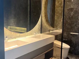 3 спален Кондо в аренду в Banyan Tree Residences Riverside Bangkok, Khlong San
