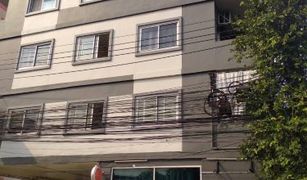 曼谷 Lat Phrao Baan Punnee Apartment 28 卧室 住宅 售 