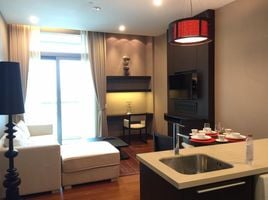 1 Bedroom Condo for sale at Oriental Residence Bangkok, Lumphini