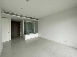 2 Bedroom Apartment for rent at 185 Rajadamri, Lumphini