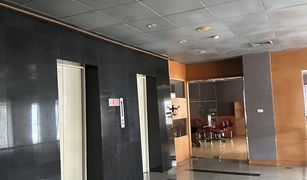 N/A Büro zu verkaufen in Wat Ket, Chiang Mai Namphu Building