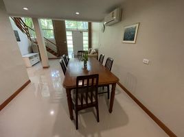 2 Schlafzimmer Appartement zu vermieten im P.R. Home 3, Khlong Tan Nuea, Watthana