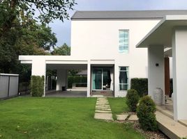 4 спален Вилла for sale in Ханг Донг Чианг Маи, San Phak Wan