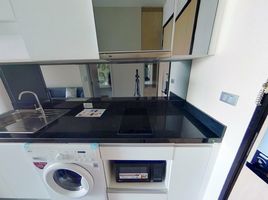 1 Schlafzimmer Appartement zu verkaufen im Sky Walk Residences, Phra Khanong Nuea