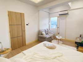 1 Schlafzimmer Wohnung zu verkaufen im Impress Town Condominium, Suthep