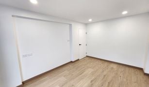 2 Bedrooms Condo for sale in Suan Luang, Bangkok Eastwood Park