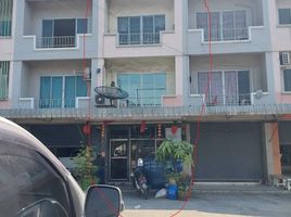4 Schlafzimmer Reihenhaus zu verkaufen in Si Racha, Chon Buri, Thung Sukhla