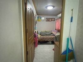 3 спален Таунхаус for sale in Din Daeng, Дин Даенг, Din Daeng