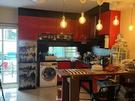 3 Schlafzimmer Reihenhaus zu verkaufen im The Colors Bangna-Wongwaen, Bang Phli Yai