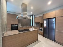 2 спален Кондо в аренду в The Habitat Sukhumvit 53, Khlong Tan Nuea