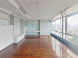 3 Bedroom Condo for rent at The Height, Khlong Tan Nuea