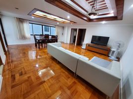 2 Schlafzimmer Appartement zu vermieten im Mitr Mansion, Khlong Toei Nuea