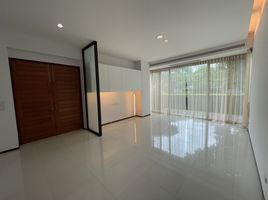 4 Bedroom House for rent in Camillian Hospital, Khlong Tan Nuea, Khlong Tan Nuea