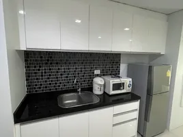 Studio Condo for rent at Baan Phaholyothin Place, Sam Sen Nai