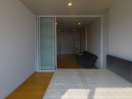 Studio Appartement zu verkaufen im Hive Sathorn, Khlong Ton Sai