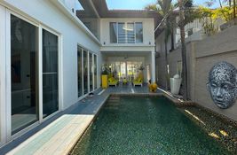 3 bedroom Villa for sale in Chon Buri, Thailand