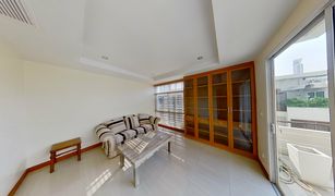 3 Bedrooms House for sale in Khlong Tan Nuea, Bangkok 