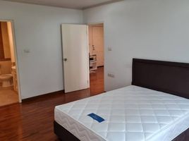 1 Bedroom Condo for sale at Baan Siri Sathorn Yenakard, Thung Mahamek