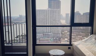 Studio Condo for sale in Bang Lamphu Lang, Bangkok Chapter Charoennakorn-Riverside