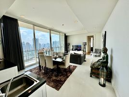 2 Bedroom Apartment for sale at Royce Private Residences, Khlong Toei Nuea