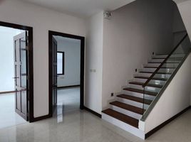 5 Schlafzimmer Villa zu vermieten in Gateway Ekamai, Phra Khanong, Phra Khanong Nuea